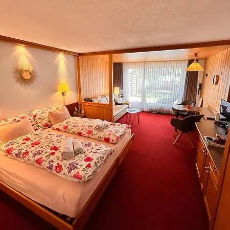 Adelhome Mit Gartensitzplatz 아델보덴