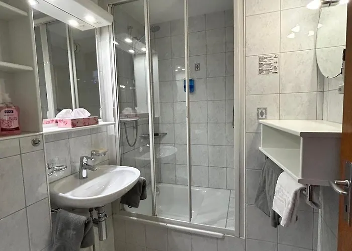 Apartment Adelhome Mit Gartensitzplatz