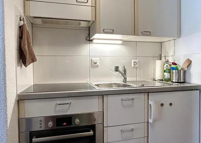 דירה Adelhome Mit Gartensitzplatz אדלבודן