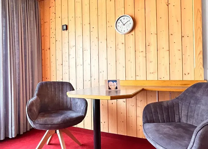 Adelhome Mit Gartensitzplatz Apartamento Adelboden