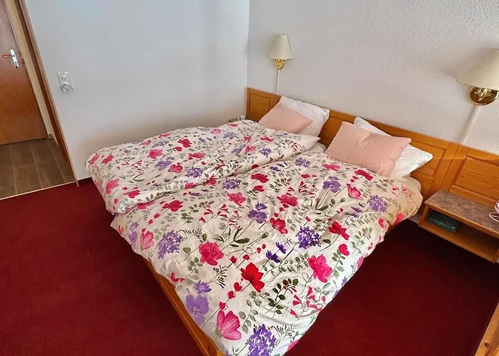 Adelhome Mit Gartensitzplatz *