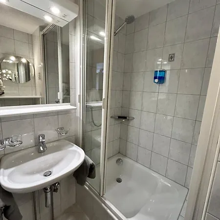 Apartment Adelhome Mit Gartensitzplatz *